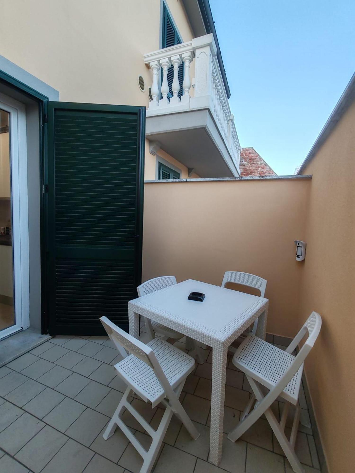 Ondina Apartment In Versilia Viareggio Exterior foto